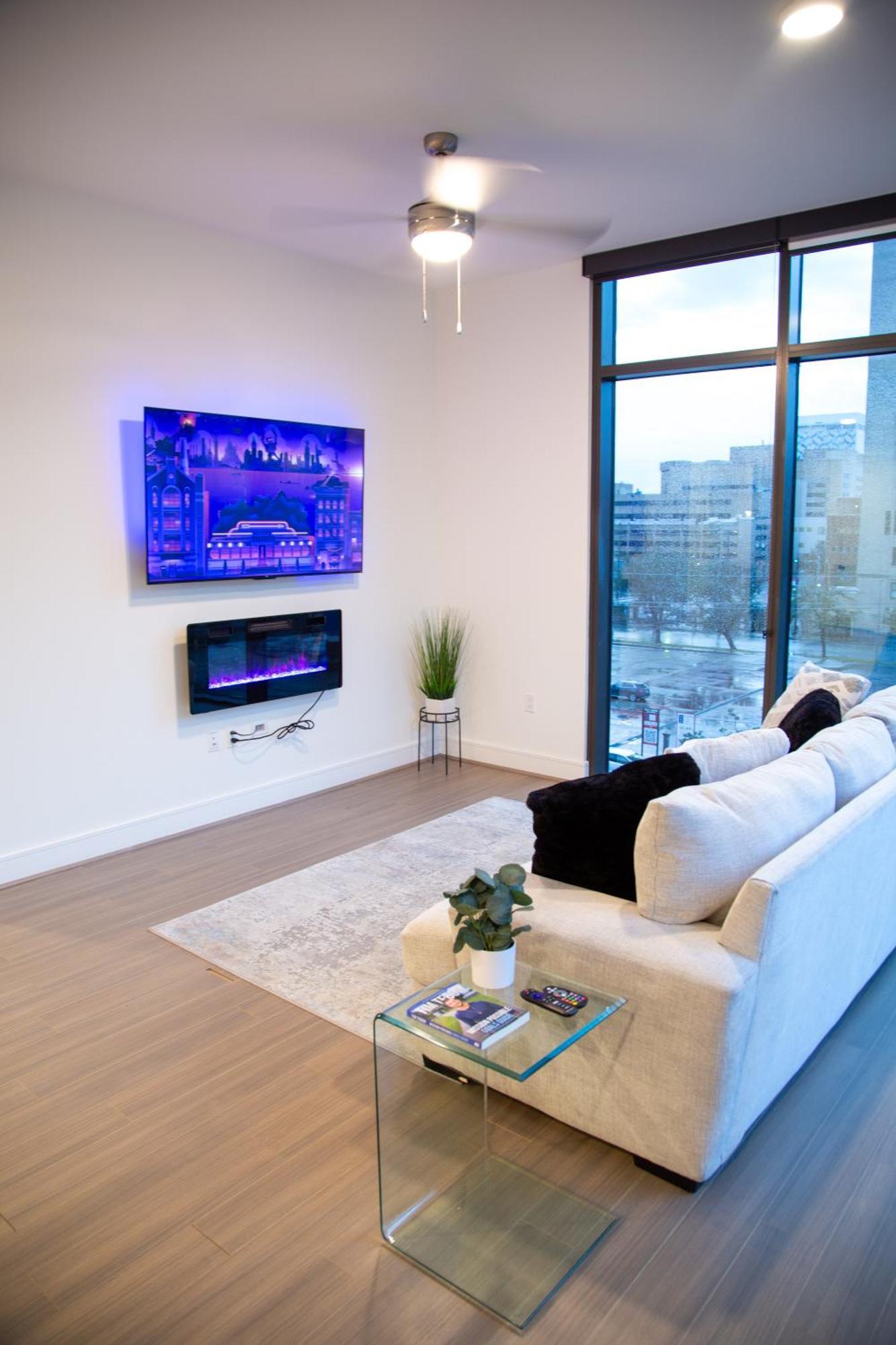 Cozy Home Toyota Center ฮูสตัน ภายนอก รูปภาพ